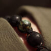 Das Evolution Lava Armband mit Türkis Perlen ist ein maritimes Armband fürs Reisen mit echten Türkis Edelsteinen. Tierschutz Armbänder und Meeresschutz Schmuck hier bestellen!