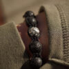 Das Picasso Jaspis Armband fürs Meer mit Picasso Jaspis Perlen und Lavasteinen ist ein maritimes Armband fürs Meer und die Küste. Shamballa Armbänder und Meeresschutz Armbänder hier bestellen!