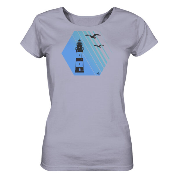 Damen Leuchtturm T-Shirt mit tollem Leuchtturm Motiv. Das Bio Damen T-Shirt in lavender ist ein nachhaltiges Geschenk für Naturliebhaber und Freunde des Meeres und der Küste.