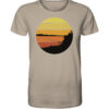 Sandfarbenes Sunset Carpfishing Karpfenangler T-Shirt aus bester Bio-Baumwolle nachhaltig bedruckt. Tolles Geschenk für Angler hier bestellen.
